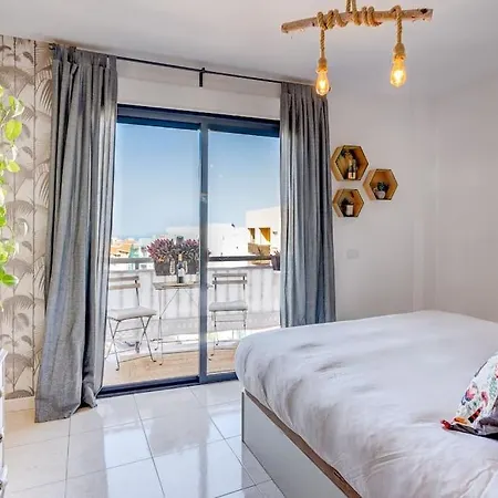Precioso Semi-atico En Adeje - By Feel Your Holidays *